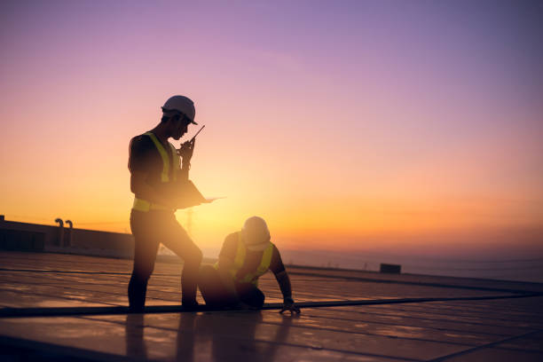 Best Flat Roof Repair Services  in Merrill, WI